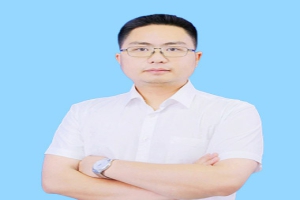成都凯奇名师风采 - 资深焊工教师伍伟